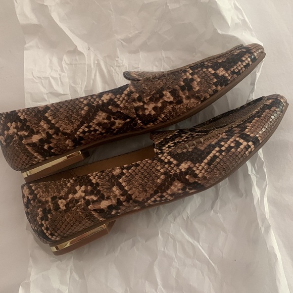 Snakeskin flats - Picture 3 of 4